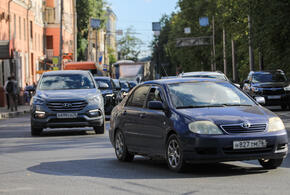 Рабочие с утра разбирали 50-метровую конструкцию