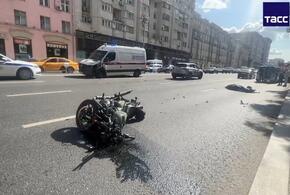 Зампред Генбанка трагически погиб в центре Москвы. Столкновение со скорой унесло жизнь Дмитрия Ларина 