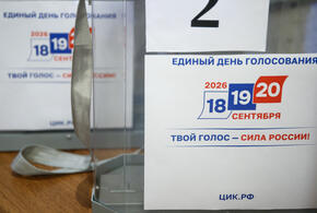 Евгений Наумов посетил избирательный участок в поселке Березовом