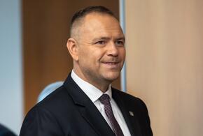 Правящая коалиция Польши готовит отстранение президента Навроцкого. Повод – скандальный. И это не Украина 