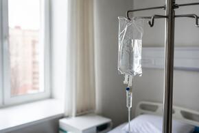 Медики опасаются, что маленький пациент не выдержит боли