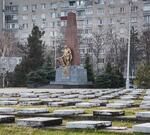 Танцы на могилах: жительницу Краснодара наказали за вандализм на кладбище