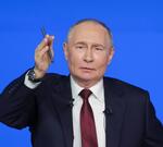 Владимир Путин открыл поликлинику в станице Павловская Краснодарского края